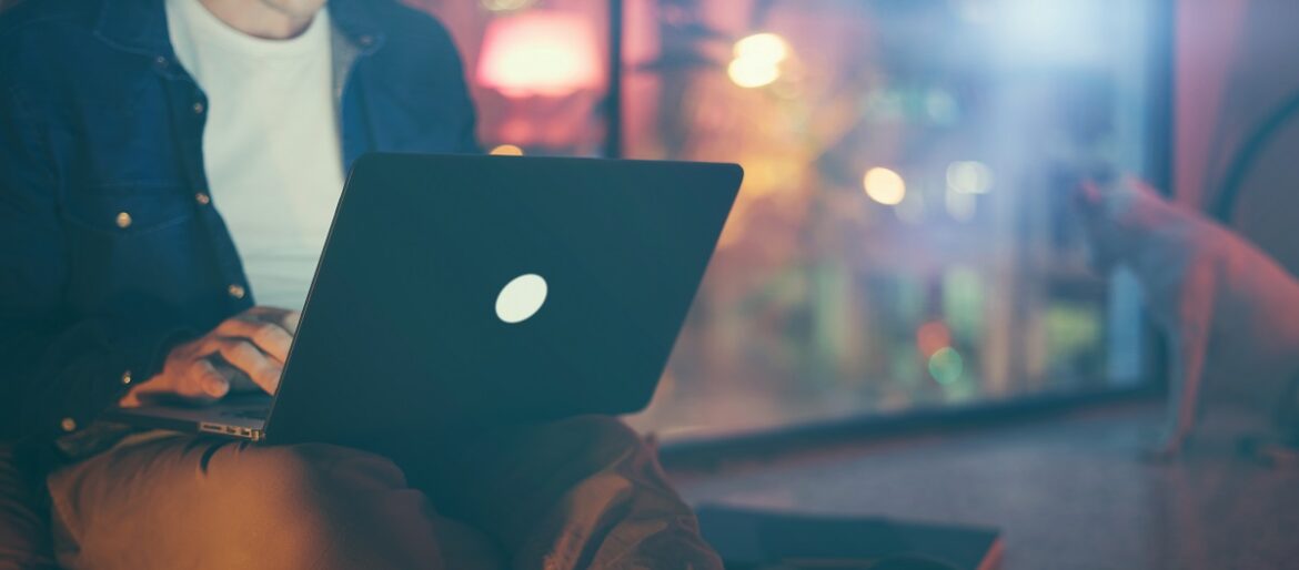 A Guide to Understanding Refurbished Laptop Grades